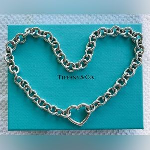 Tiffany Heart Clasping Necklace